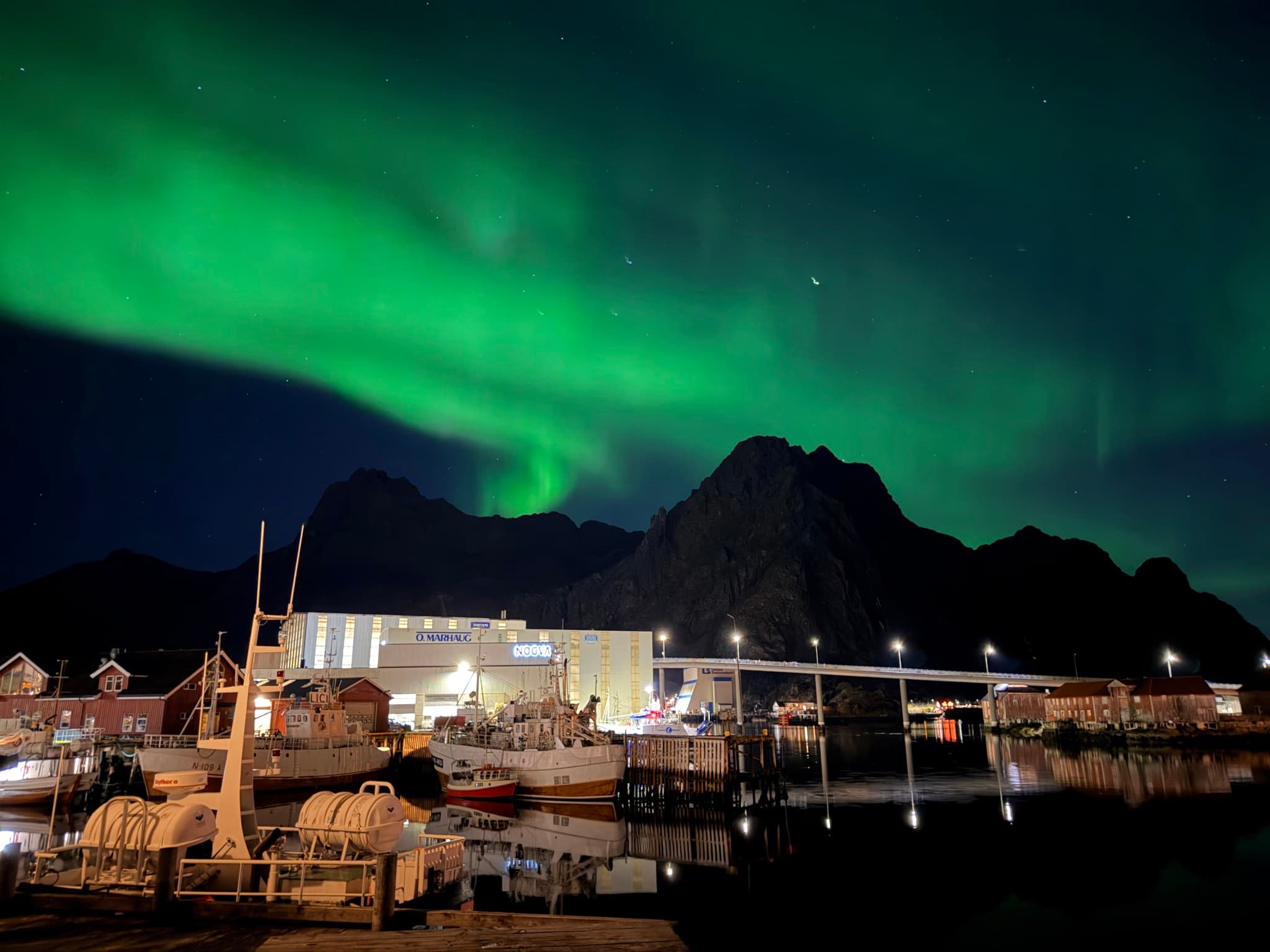 Northern lights photographed by Ronin in Svolvær