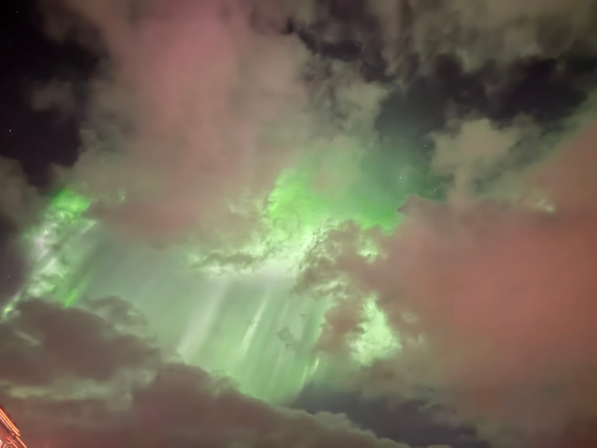 Northern lights photographed by Q in Napapiiri Rovaniemi